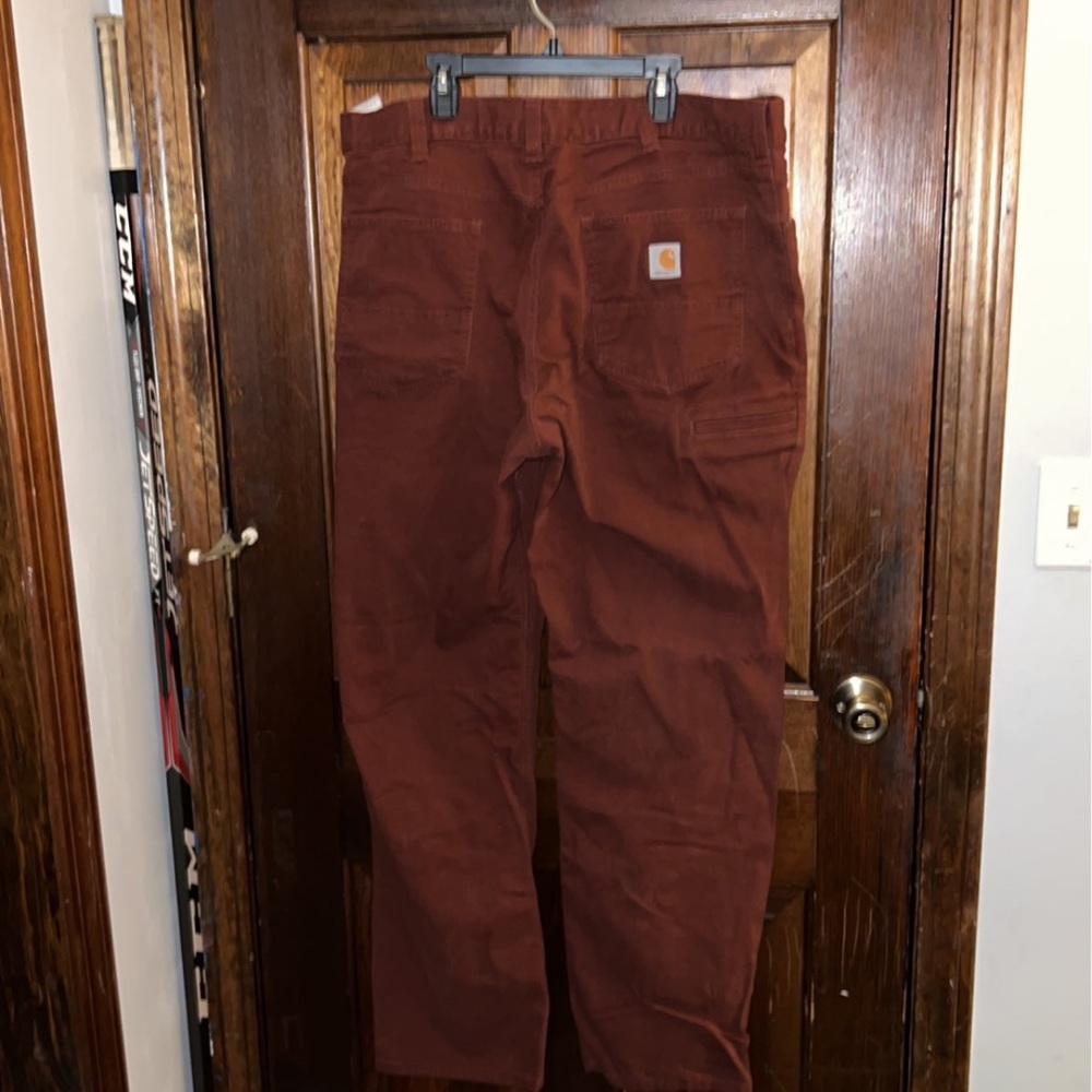 Maroon Carhartt Relaxed Jeans size 38x34